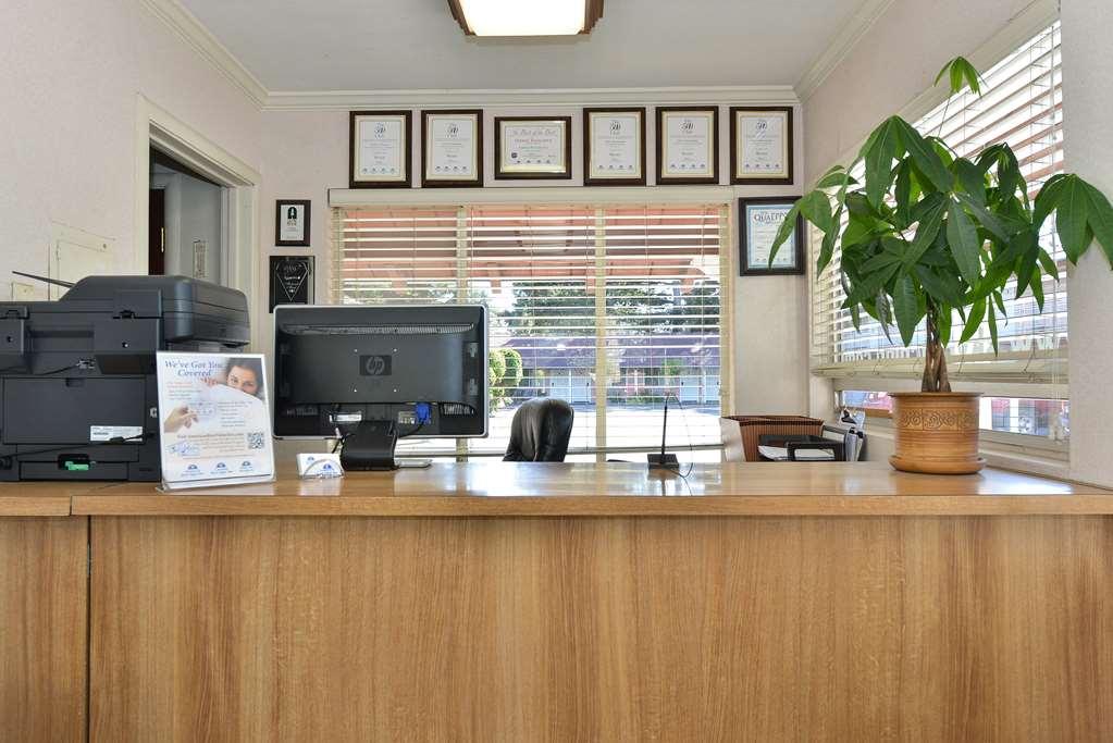 Americas Best Value Inn - Sky Ranch Palo Alto Interior photo