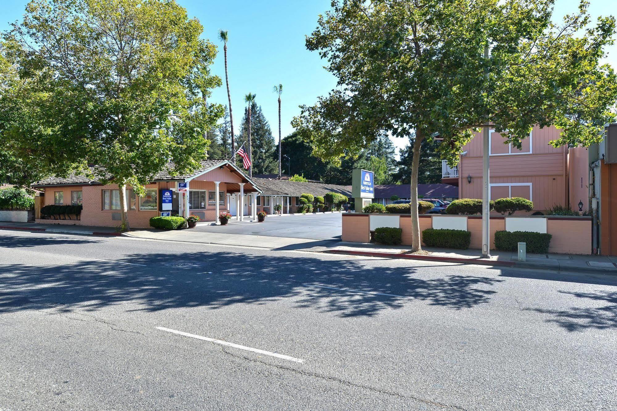 Americas Best Value Inn - Sky Ranch Palo Alto Exterior photo